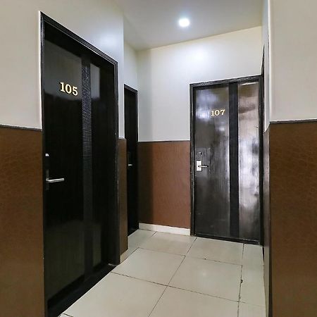 Fabhotel La Ola New Delhi Exterior photo