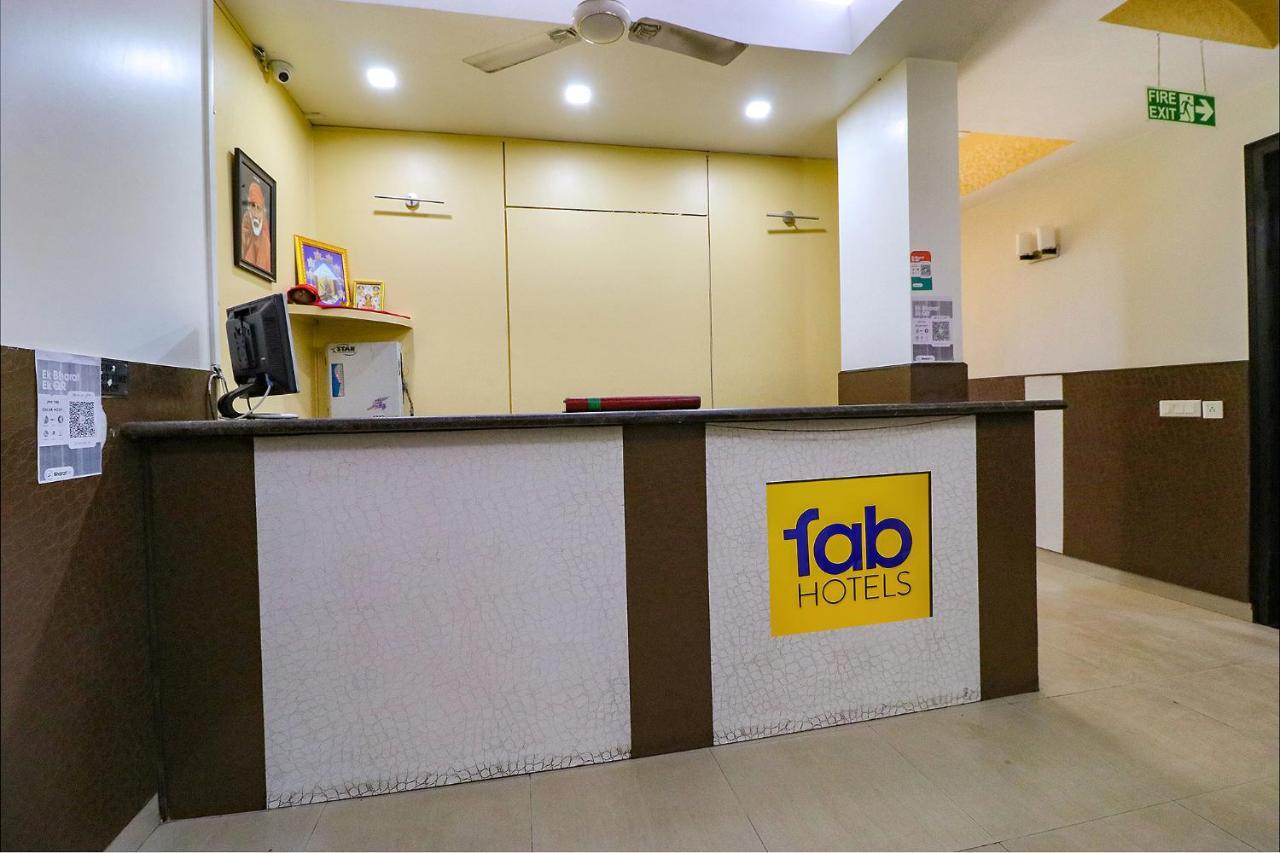 Fabhotel La Ola New Delhi Exterior photo
